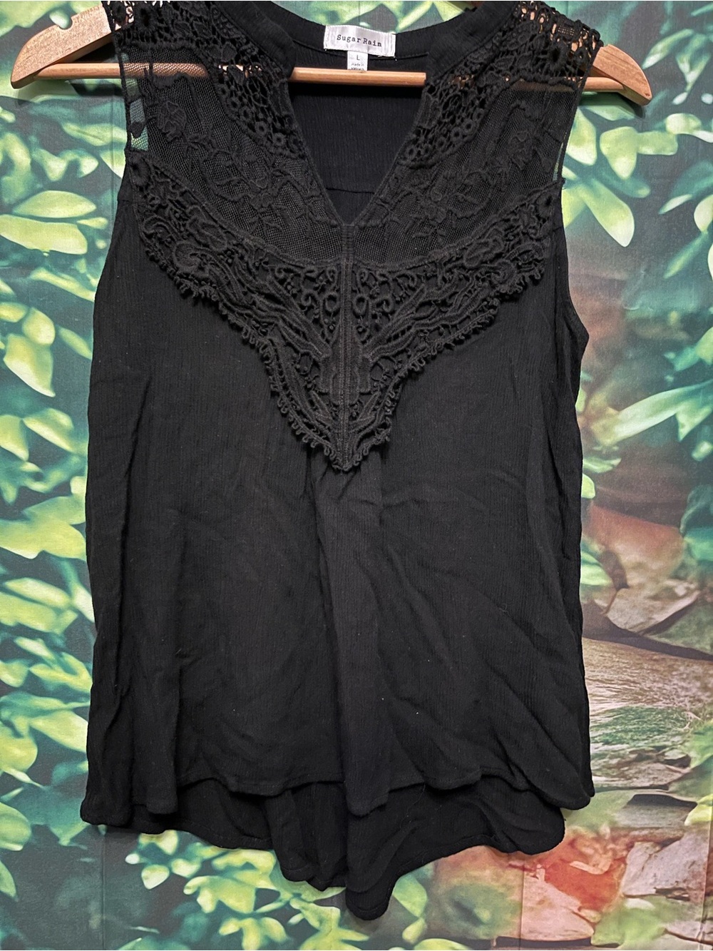 Black Lace Yoke Sleeveless Blouse - Socialite